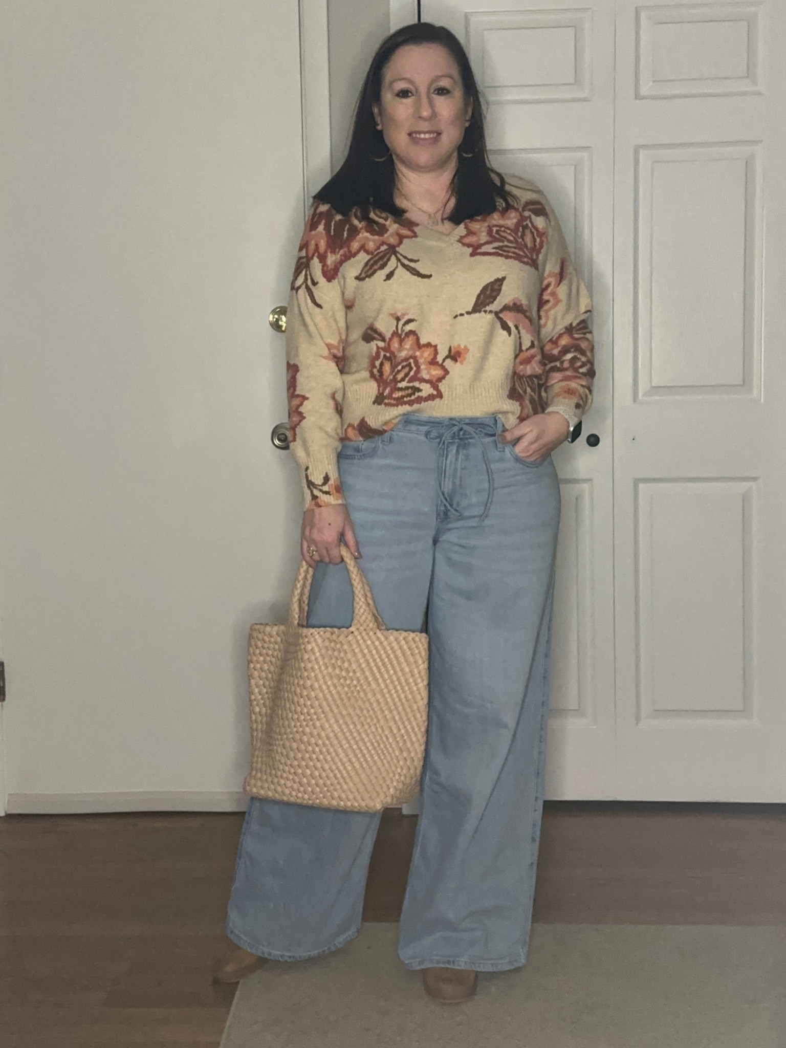 Ok fine, I’ll try these wide leg jeans! And I love them!!! The tie waist is so cute!!! Comfortable and on trend, but I still look like I’m a mom that isn’t trying to hard!!! 

#LTKSeasonal #LTKStyleTip #LTKMidsize