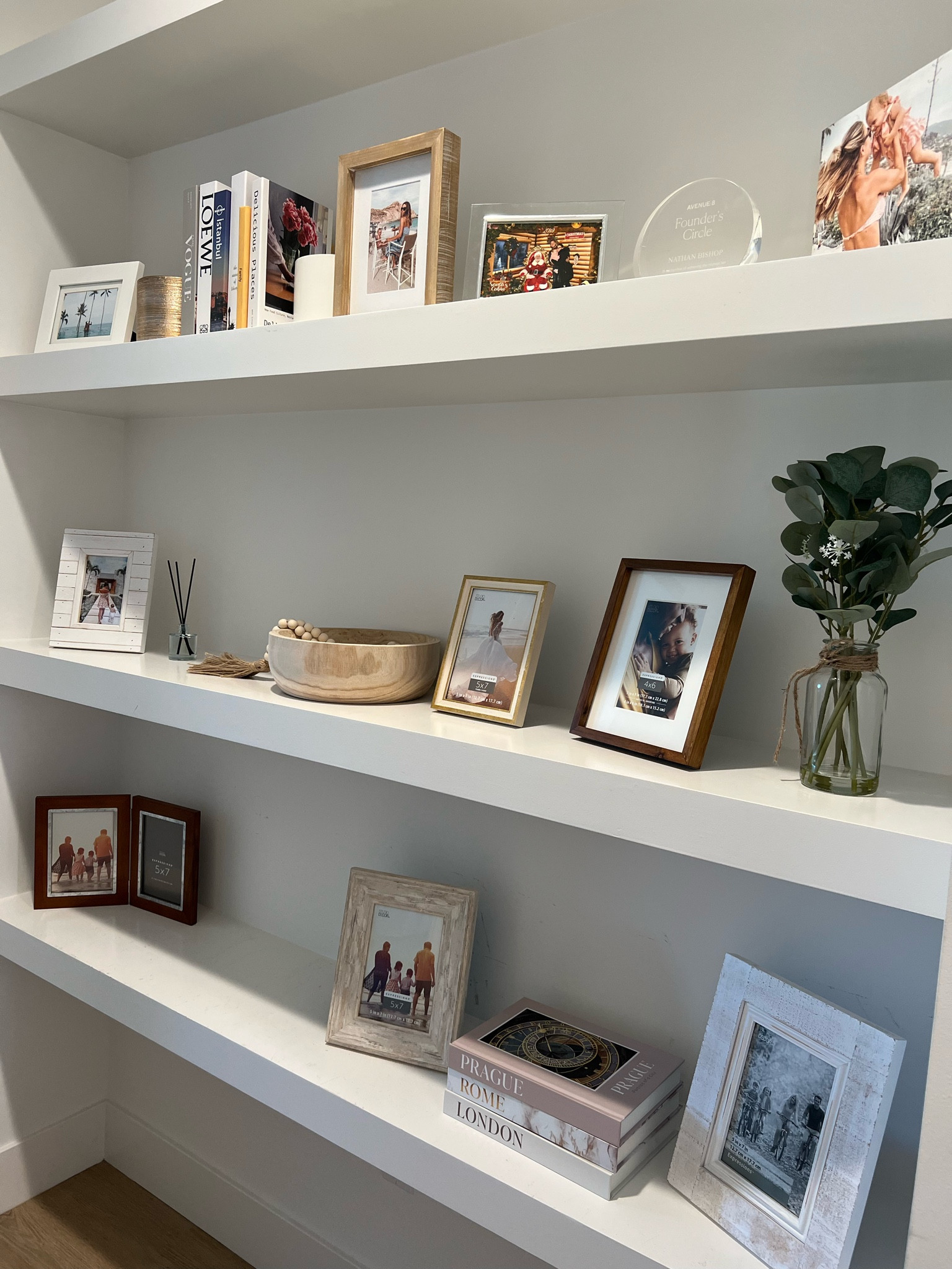 Finally started decorating the shelves linking it all 

#LTKhome #LTKkids