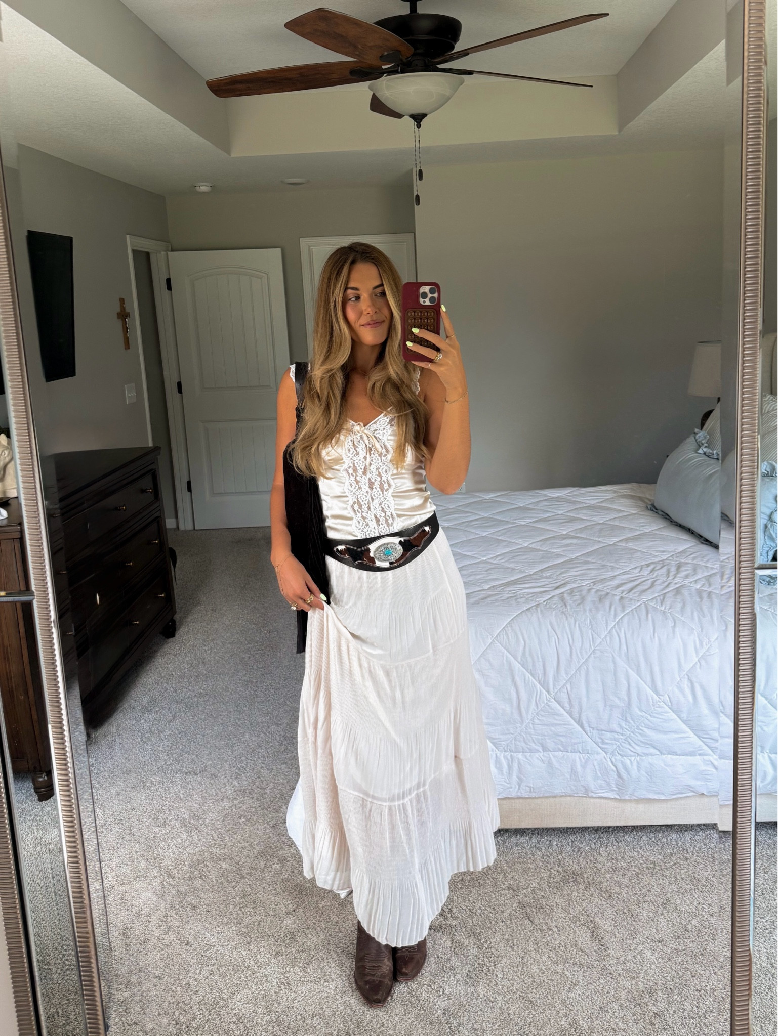 size small in skirt and top- belt is on my ShopMy. bag is sold out linking similar 

nashville outfit inspo 
western fashion 
country concert outfit

#LTKgrwm #LTKootd #LTKSeasonal
