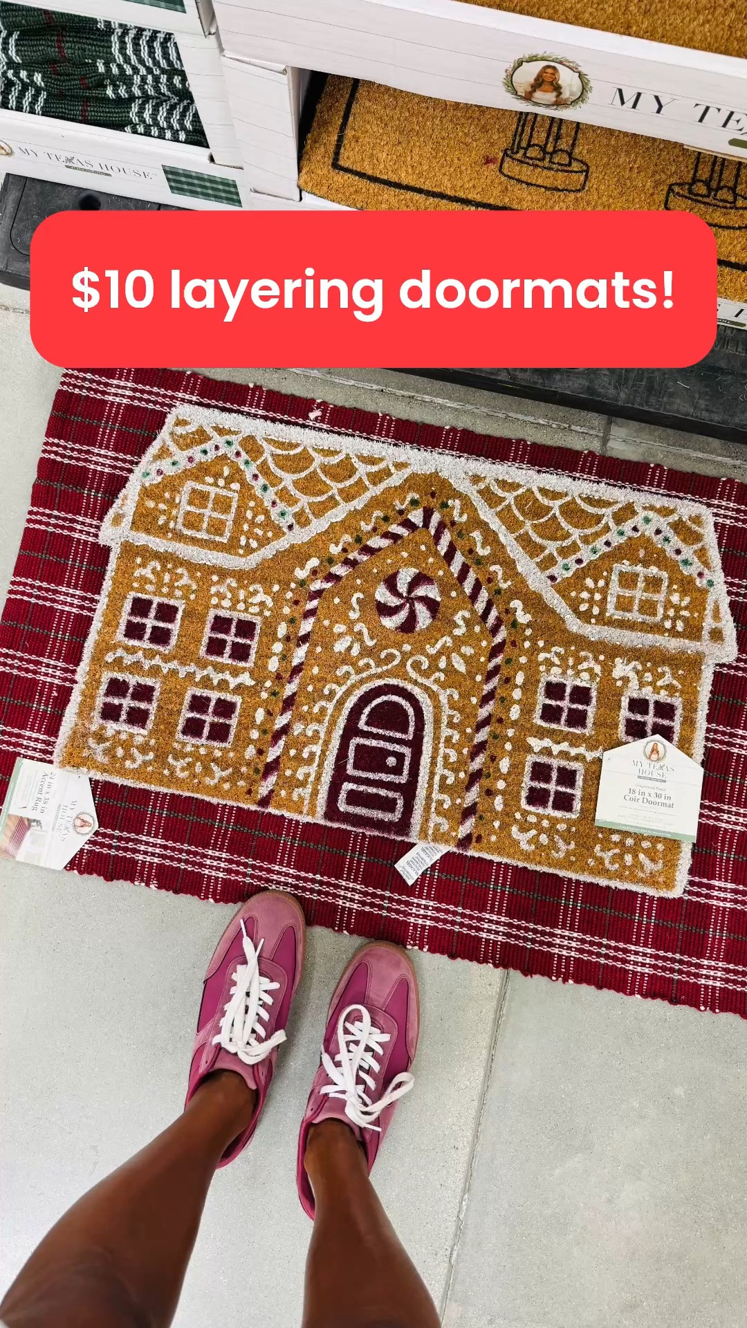 Cutest $10 doormats! These will sell out! Christmas decorating, Christmas decorations, layering doormats, Christmas decor, Walmart home