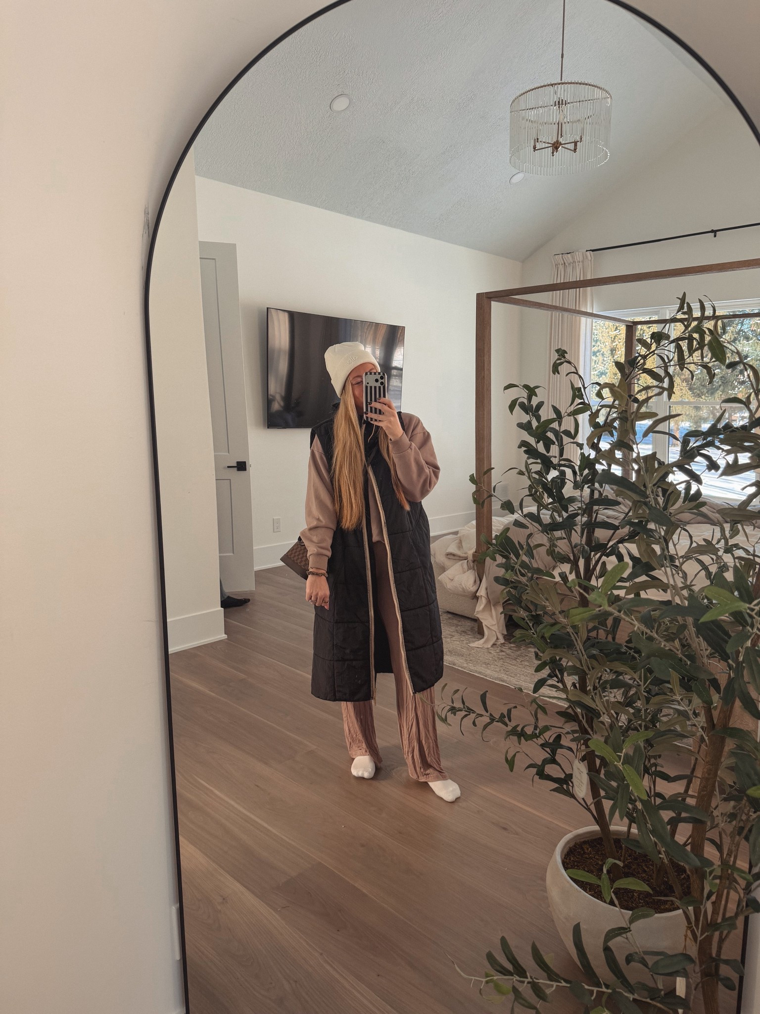 Sunday comfy OOTD ☀️ 

#LTKmomlife #LTKootd #LTKgrwm