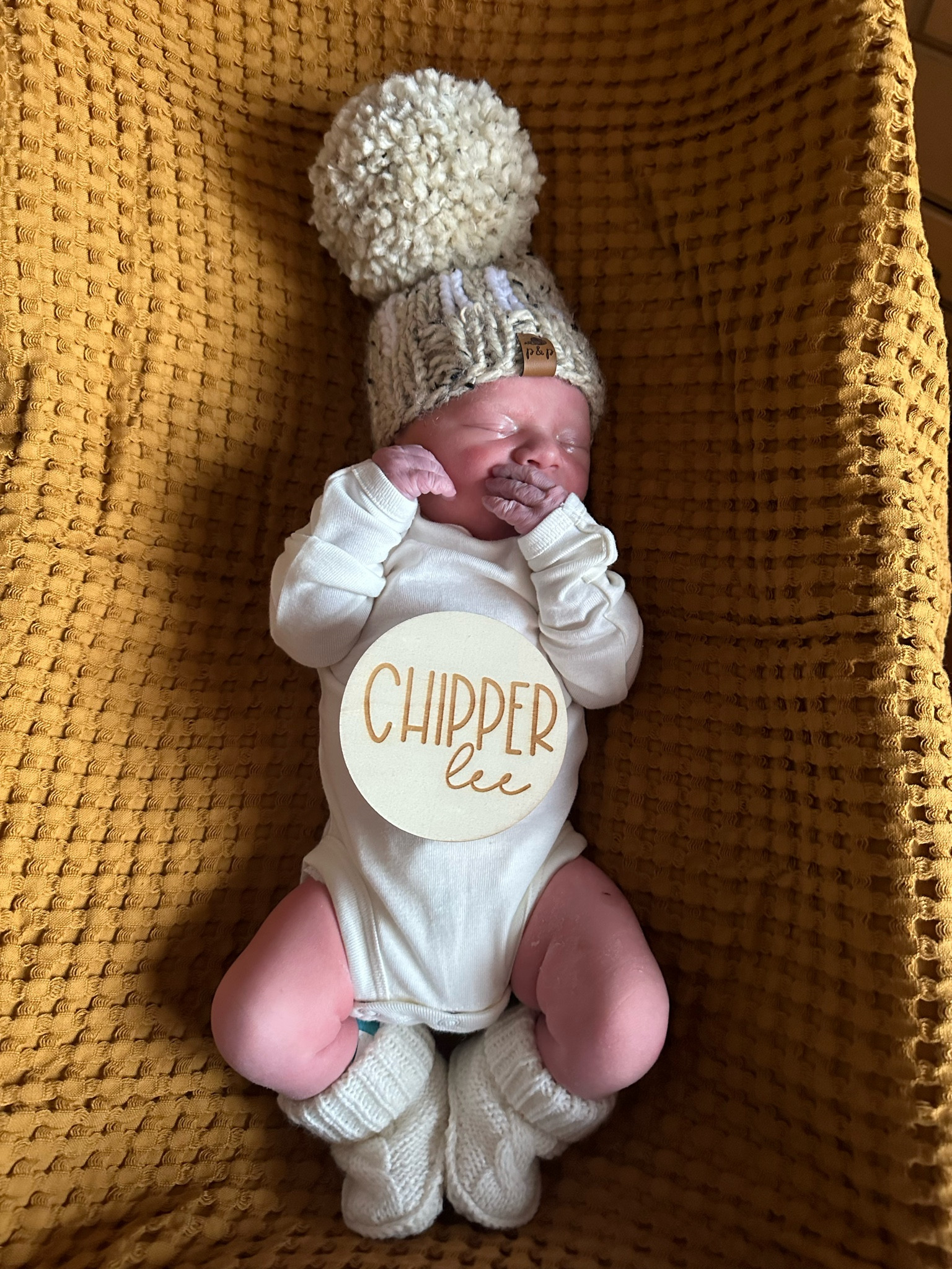 Welcome to the world, Chipper Lee!

#babyboy #babystyle #newborn #babychipper

#LTKbump #LTKbaby #LTKunder50