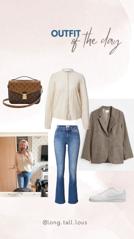 Outfits of the week 

Tuesday night dinnner. A beige lace blouse (tts,L) paired with flared stretch jeans, a plaid blazer, white Nike court sneakers and Louis Vuitton Pochette Métis reverse. 



#LTKeurope #LTKstyletip #LTKitbag