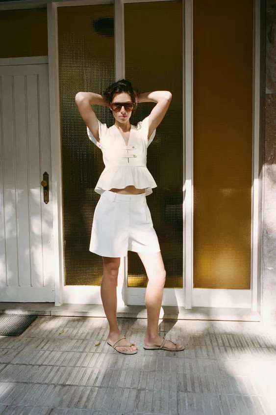 HIGH-WAISTED PLEATED SHORTS | Zara US