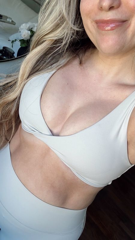 OBSESSED with this gorgeous new amazon workout set! Quality is stunning— 15/10, buttery soft and feels super luxe. LOVE this color as well. Price is so good— this bra is 55% off right now and under $15! 

Also— just found out this sports bra is REVERSIBLE! You can wear it two ways which I LOVE. Perfect set for my pilates classes! 

#LTKfindsunder50 #LTKfindsunder100 #LTKfitness