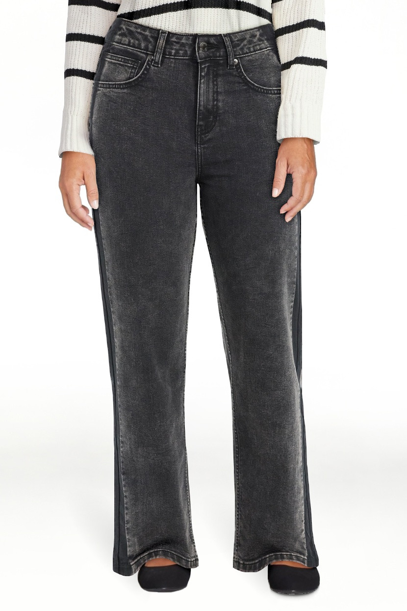 Time and Tru Women's Tuxedo Jeans, 30" Inseam, Sizes 0-20 | Walmart (US)