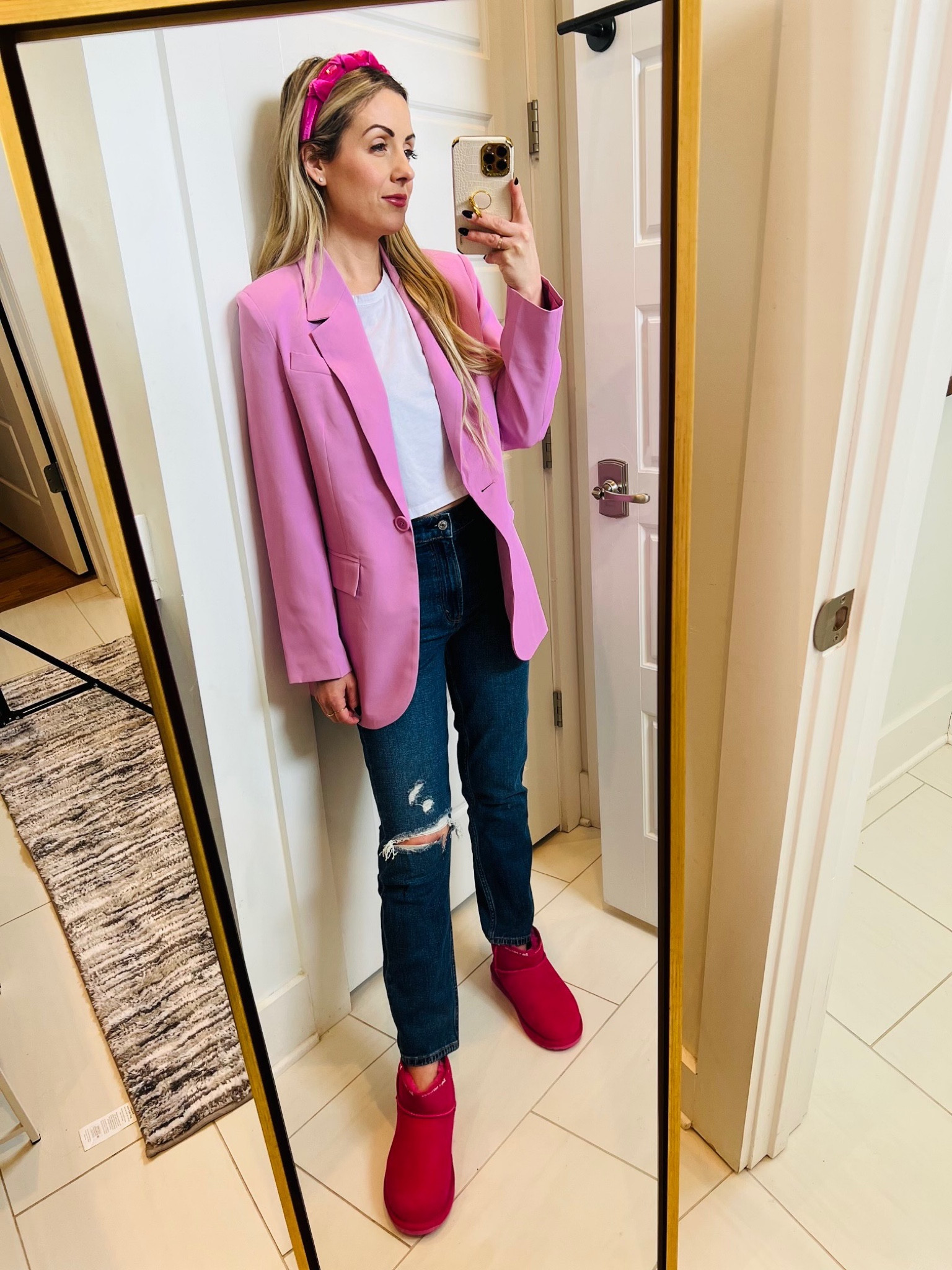 Valentines Day outfit! & these abercrombie jeans are 25% off today! 


Pink blazer, pink boots, Abercrombie jeans, abercrombie denim, Valentine’s Day outfit, Galentines day 

#LTKstyletip #LTKFind #LTKSeasonal