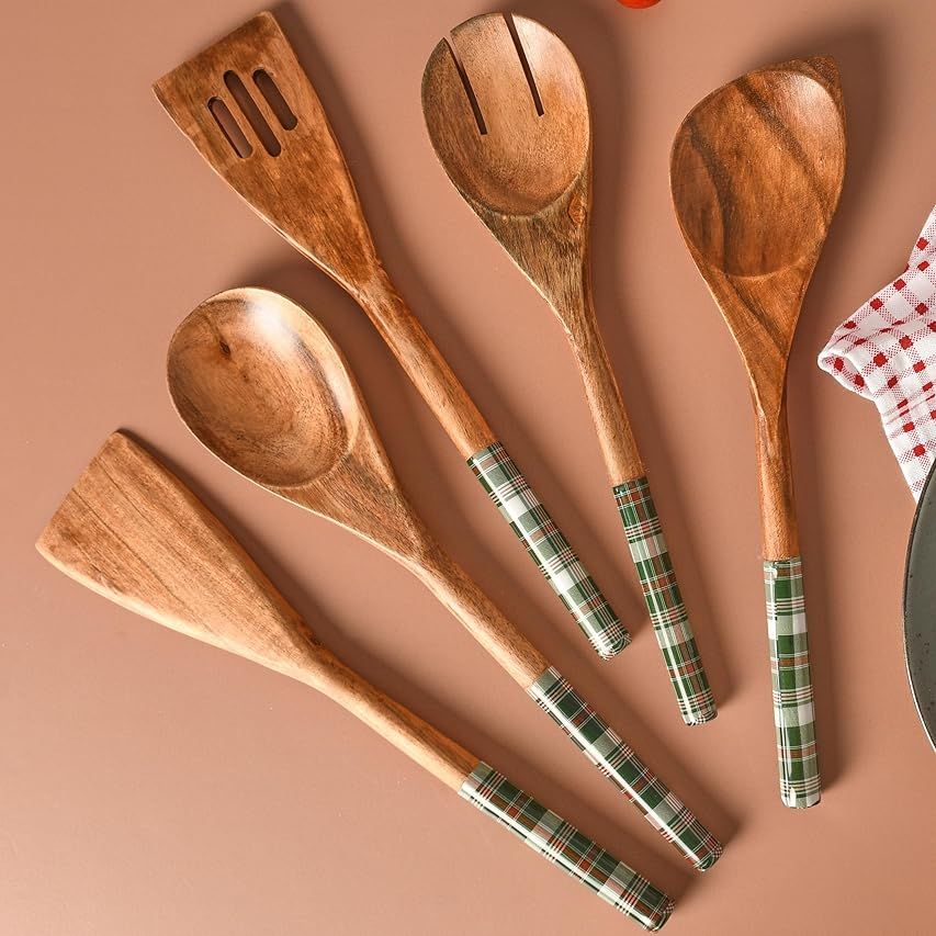 KITCHENWARE SET- Add an elegant festive touch to your kitchen with this wooden kitchen utensil set o | Amazon (US)