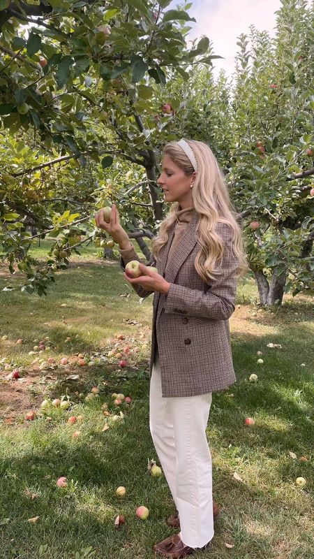 Fall outfit-simple yet classy and timeless. A houndstooth blazer paired with the Aritzia Cyprie Mock neck sweater, cream denim and loafers

Fall outfit, winter outfit, madewell, denim, jeans, gh bass, weejuns, preppy style, timeless style, holiday outfit, Abercrombie, mango 

#LTKworkwear #LTKstyletip #LTKfindsunder100