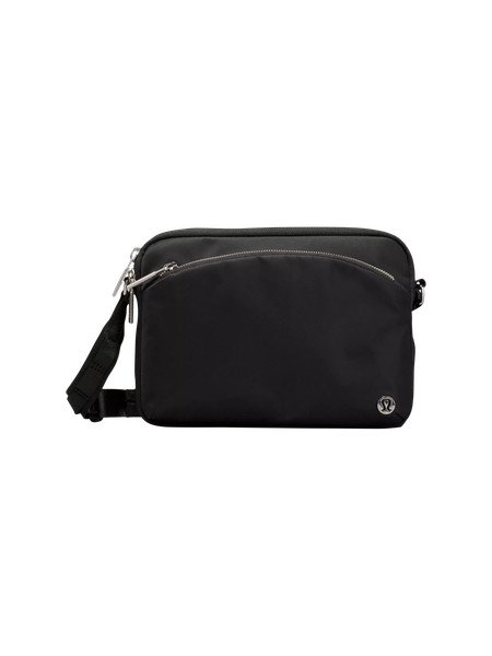City Adventurer Crossbody Bag 2.5L | Women's Bags,Purses,Wallets | lululemon | Lululemon (US)