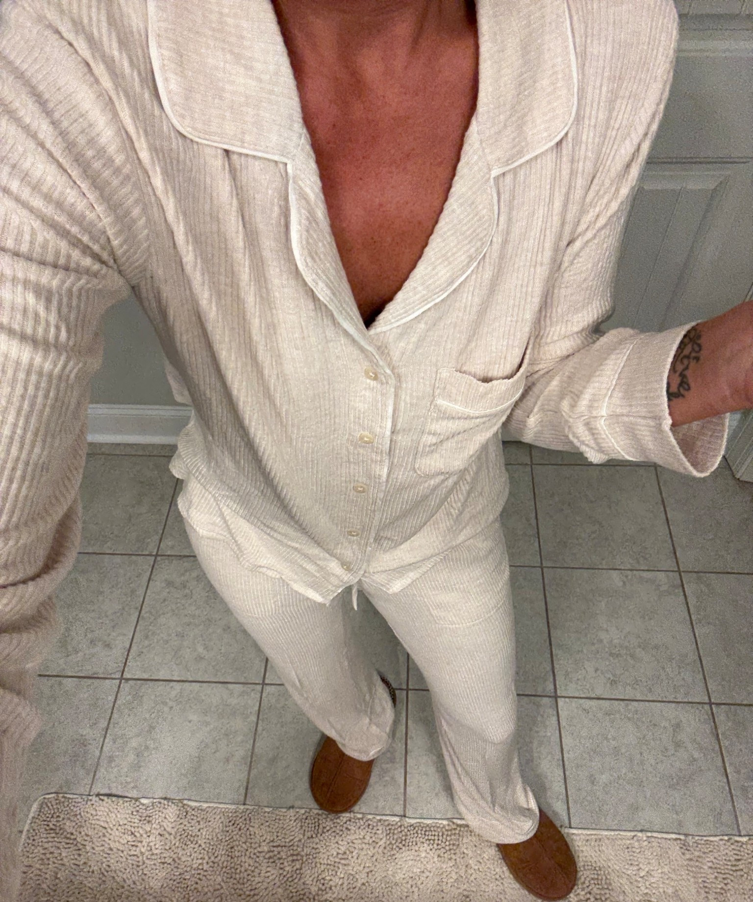 Seriously the most comfortable pajamas to lounge around the house! 

I’m 5’7” 135lbs wearing size small!
And they are so so cozy with some stretch! 

#LTKStyleTip #LTKBeauty #LTKHome