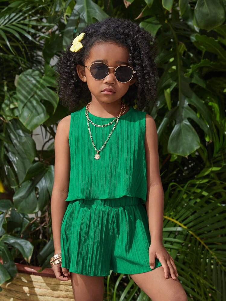SHEIN SLAYR KIDS Young Girl Woven Solid Color Round Neck Sleeveless Top And Woven Solid Color Loose Shorts Set | SHEIN