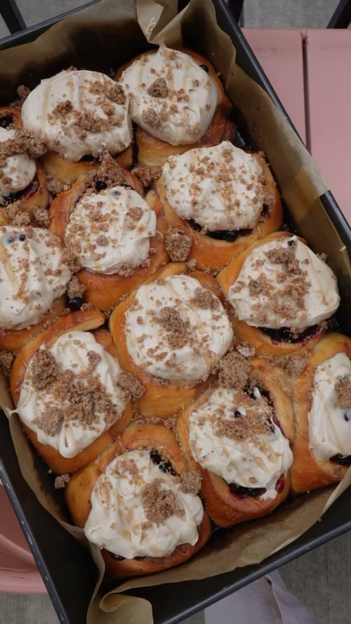 Our blueberry pancake cinnamon rolls are now available on Goldbelly!!! 

#LTKHoliday #LTKGiftGuide