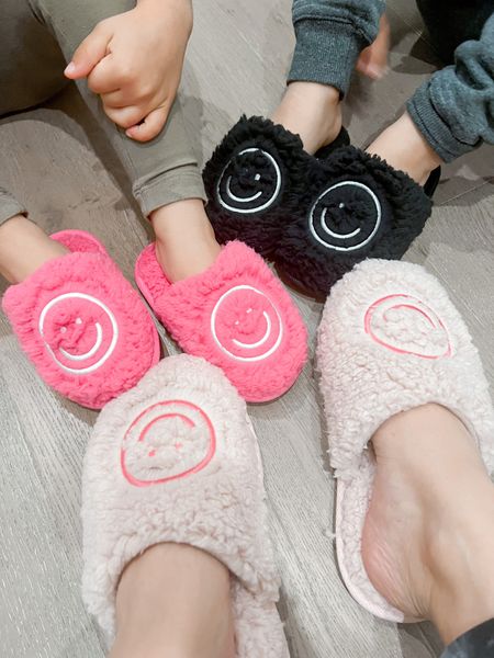 The cutest smiley face slippers have arrived! We love this target find and makes a fun gift! I would side up with the kids sizes. 

Holiday gift guide, gifts, holiday season, kids gifts, toddler, mom life, cozy home, pink slippers, smiley face 

#LTKSeasonal #LTKfamily #LTKGiftGuide