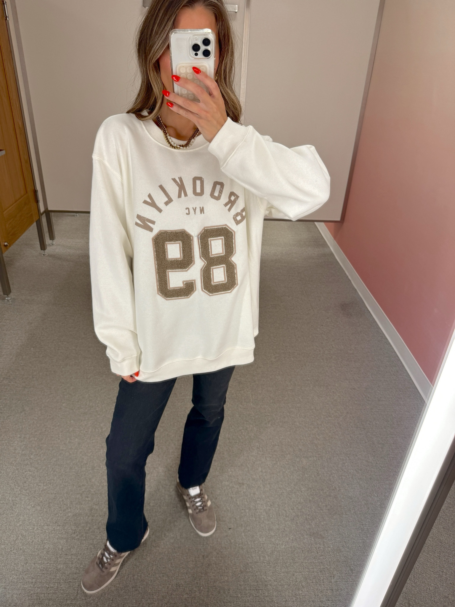 Large sweatshirt
Size 25 jeans
Adidas gazelle 

#LTKSaleAlert #LTKxNSale #LTKSummerSales