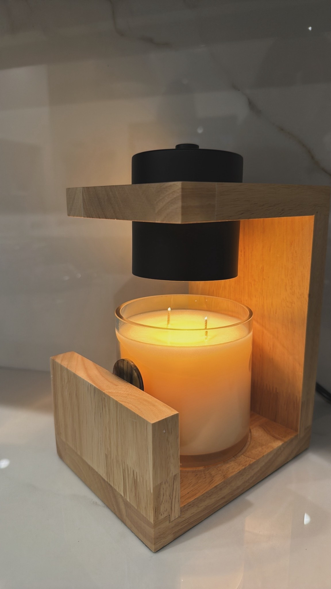 Candle warmer on Black Friday deal!

#LTKCyberWeek #LTKHoliday #LTKGiftGuide