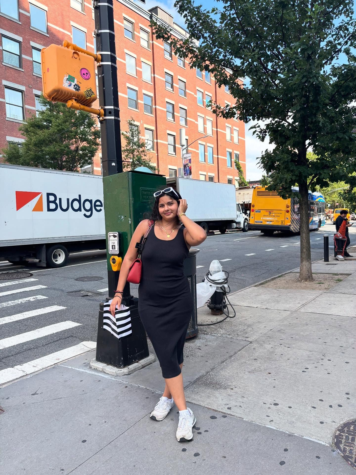 who doesn’t love a good nyc pop up?? 💛🩶🫶🏽🌼✨🖤🎀💖💓🩷🤍 #nyc #popup #soldejaneiro #nj #blackdress #nycfitcheck #nycoutfit #saturdaydaytrip