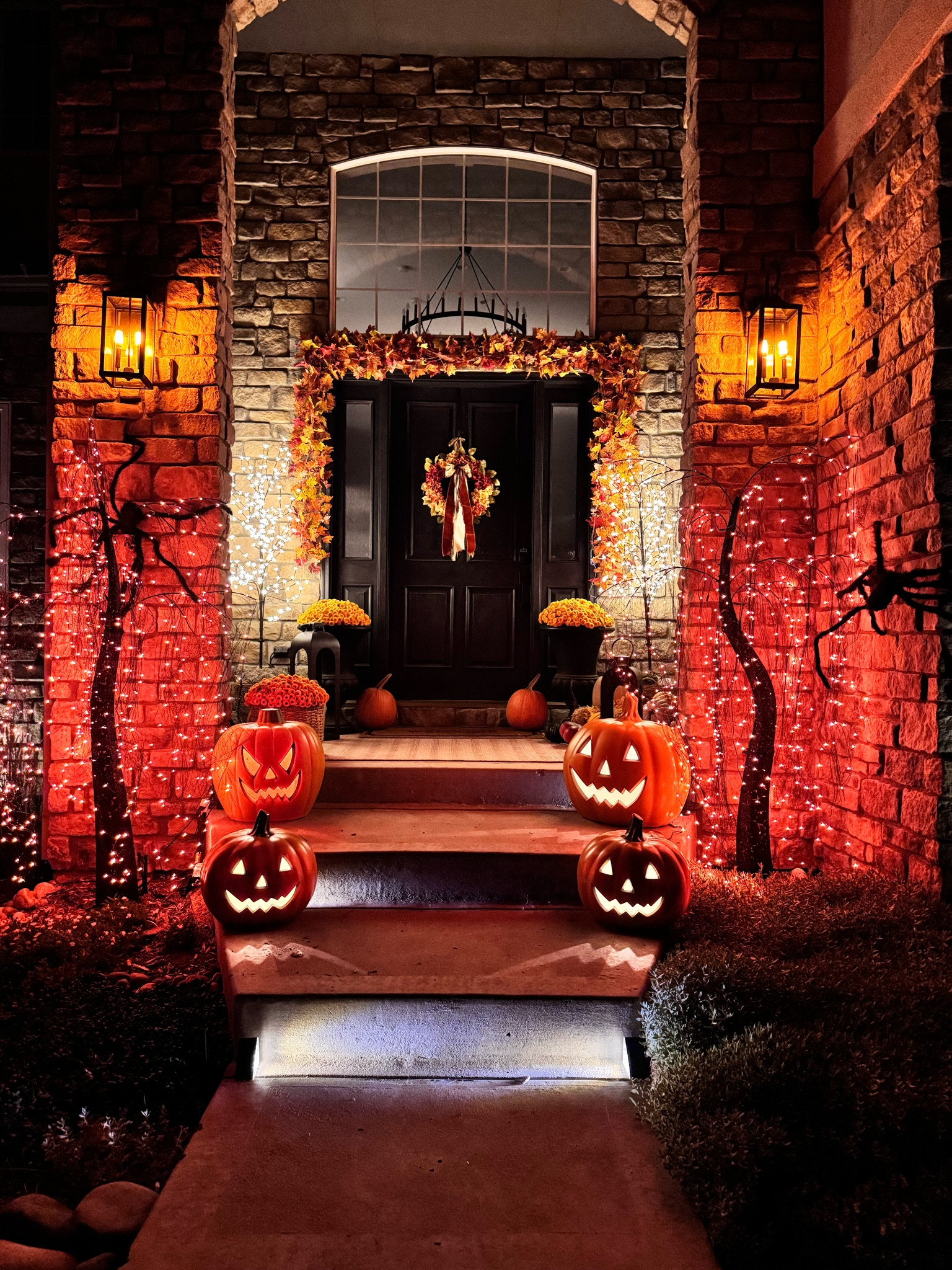 Falloween Front Porch! 🧡🎃 Home Decor. Fall Decor. Halloween Decor. Front porch. Code orange. 

#LTKHoliday #LTKHome #LTKSeasonal