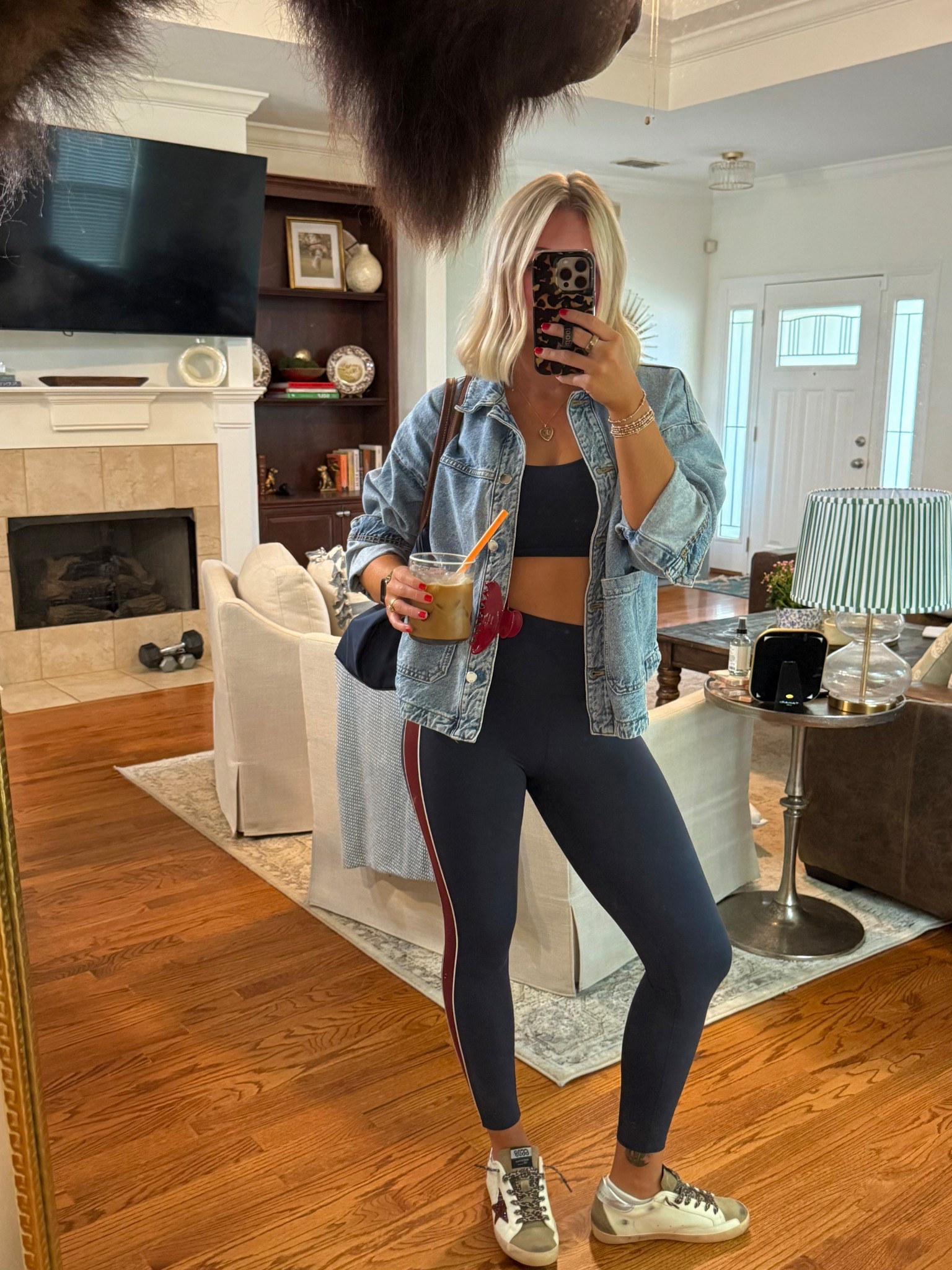 Pilates ootd! Small in target set

Zara patch pocket denim jacket- old wash but they still have the jackett