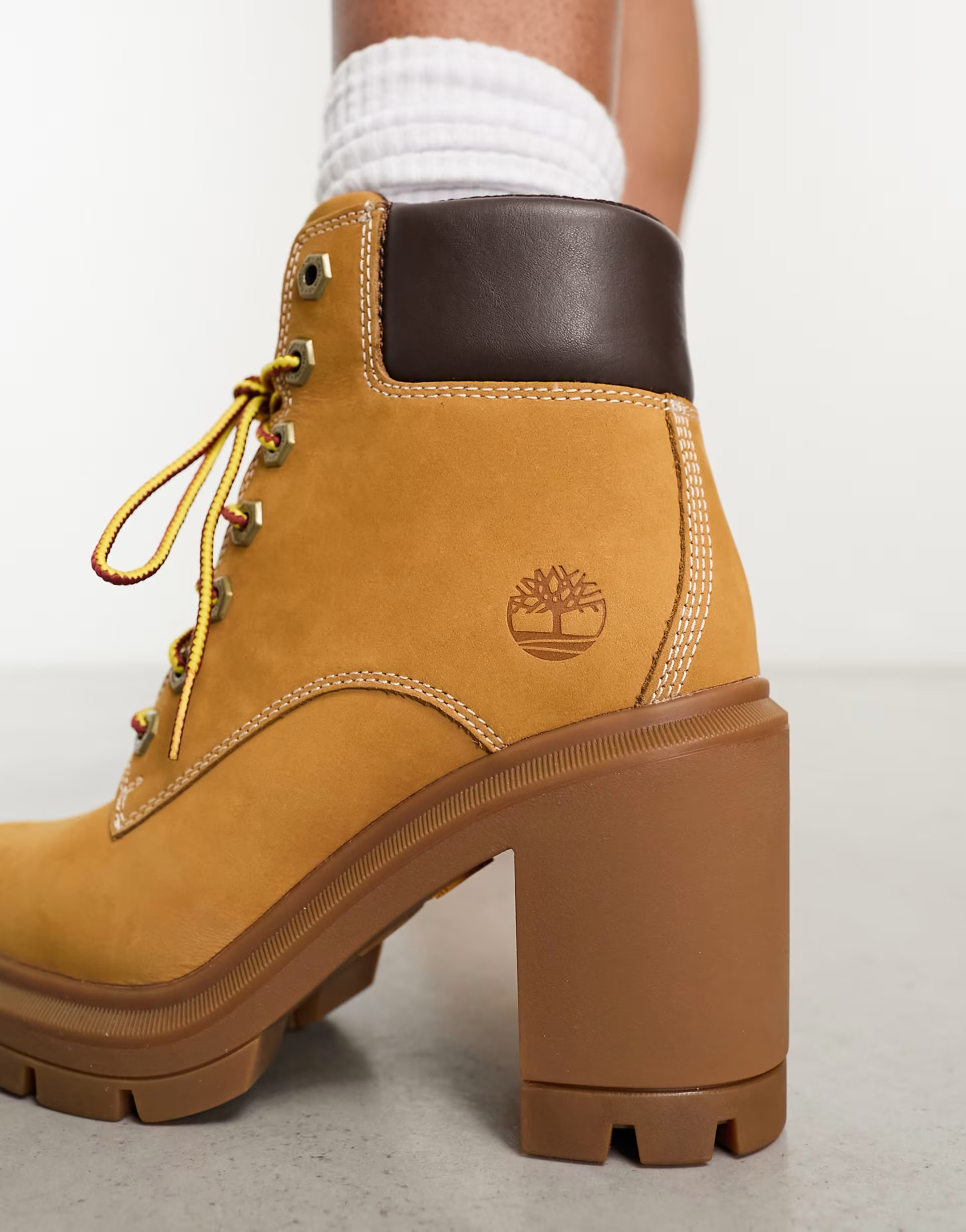 Timberland Allington 6 inch lace up boots in wheat nubuck | ASOS (Global)