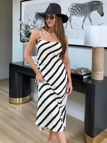 Black and white strip dress size small TTS 

20% off dresses plus an extra 15% off with code DRESSFEST at Abercrombie 

Summer outfit 
European outfit 
European summer 
Travel outfit 
Vacation outfit 

#LTKFindsUnder100 #LTKSaleAlert #LTKFindsUnder50