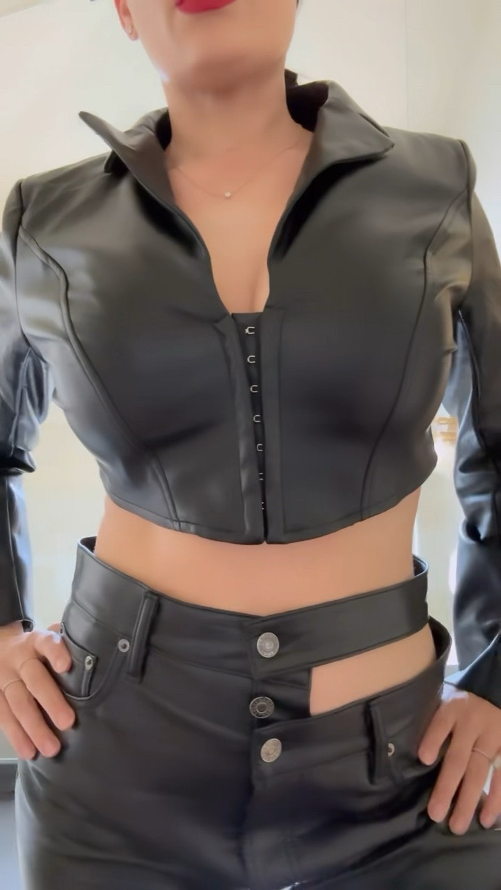 All leather fit! 

#LTKstyletip