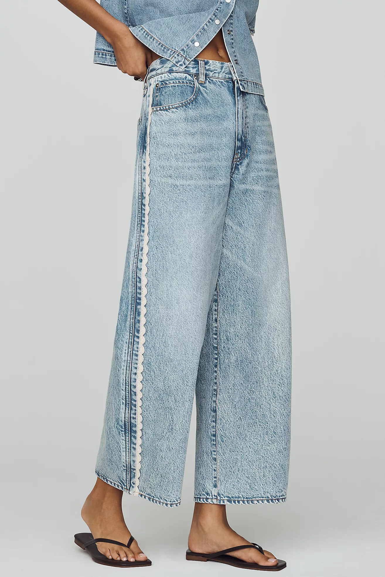 FRAME Crochet Bow High Rise Crop Barrel Jeans | Anthropologie (US)