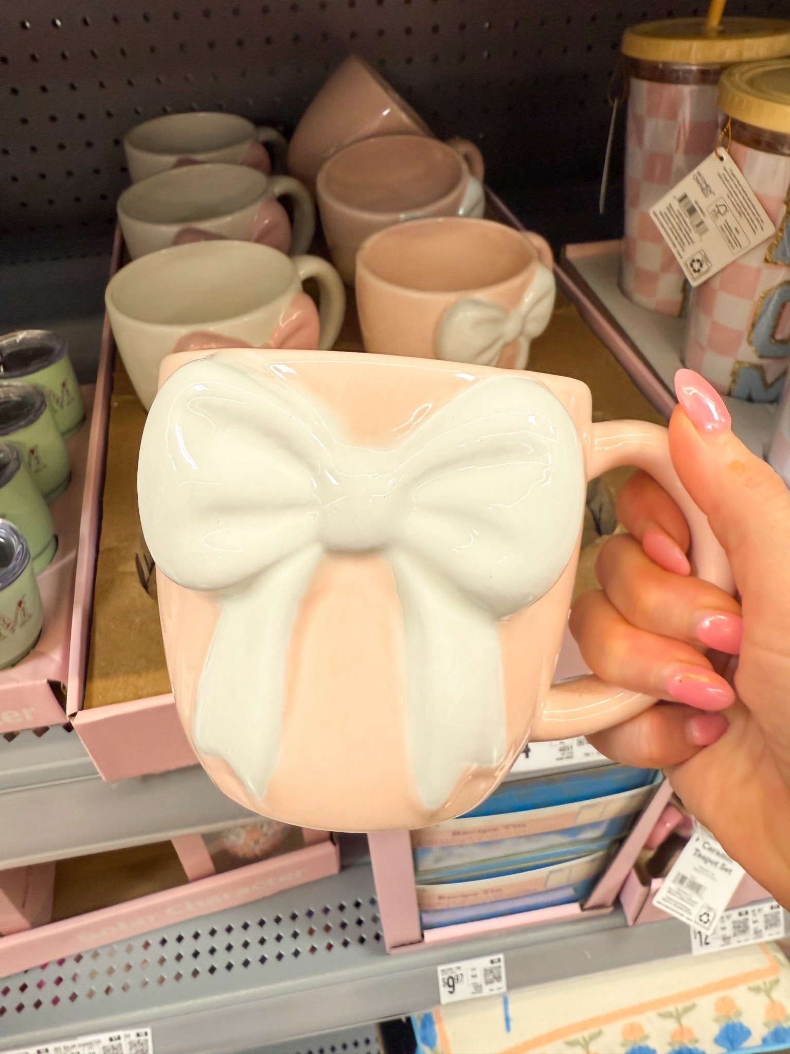 The cutest bow mug! Would be a sweet gift for mom! 




Mother’s Day gift 
Gift basket filler
Walmart finds
Coffee mug


#LTKmomlife #LTKHome #LTKmorningroutine