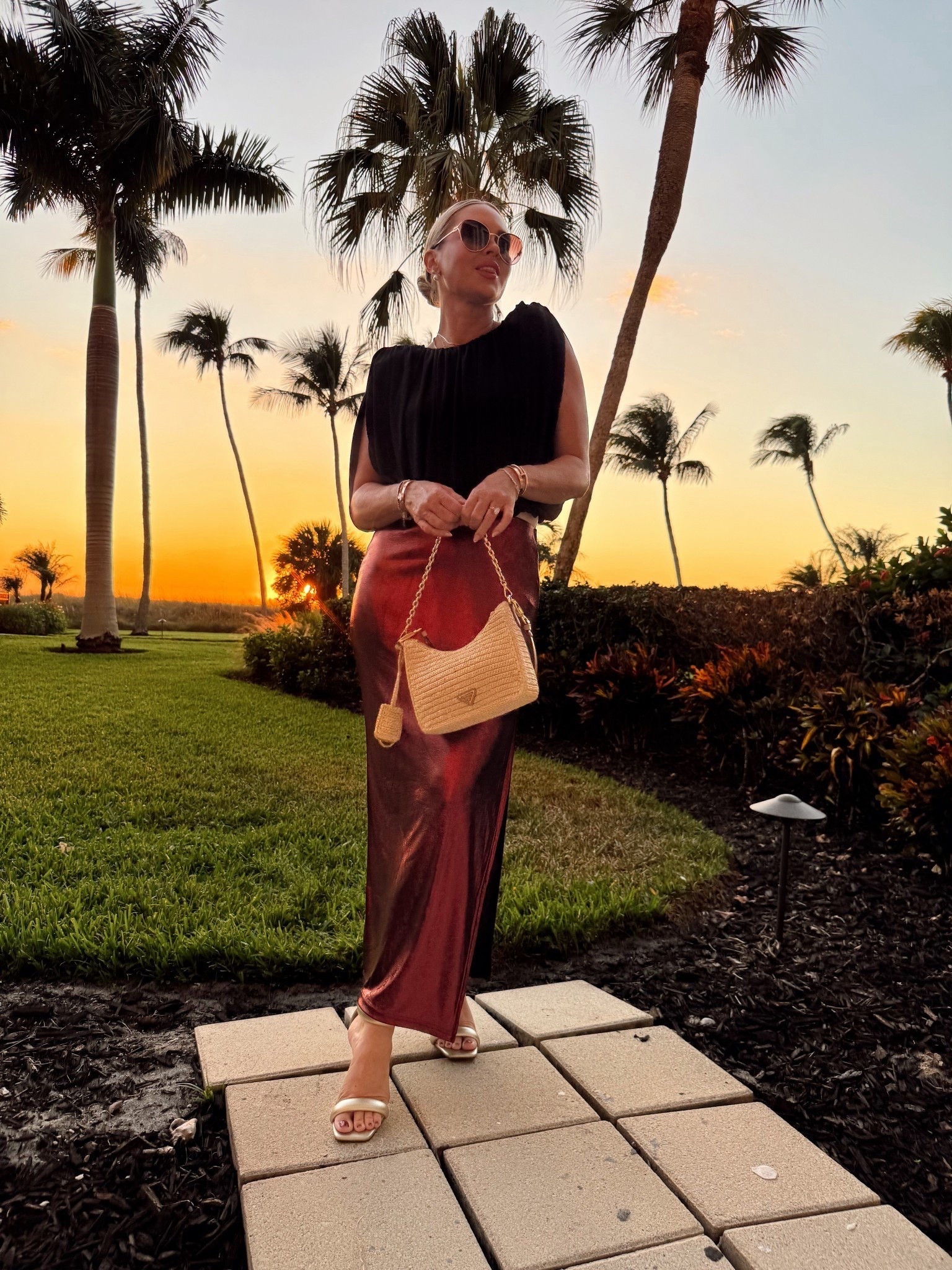 Metallic skirt! Also comes in black! Lovely on! Get your tts! Fast ship! Perfect for NYE🍸✨🪩

NYE outfits. Metallic. Skirt. 

#LTKootd #LTKFindsUnder50 #LTKSeasonal