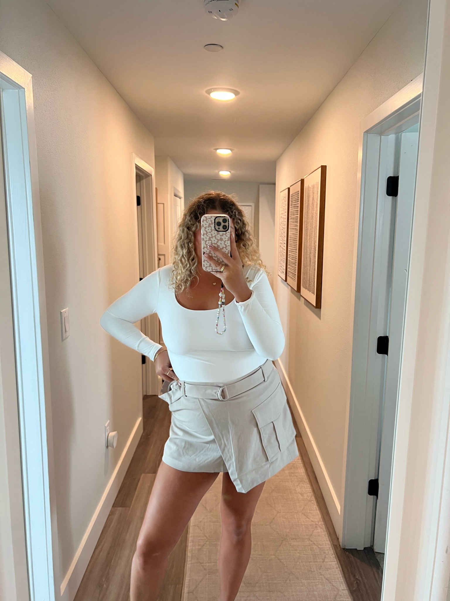 Abercrombie utility skort for fall selling fast,


Wearing size large and it’s small (normal a 14/xl so order TTS)


#LTKstyletip #LTKSale #LTKsalealert