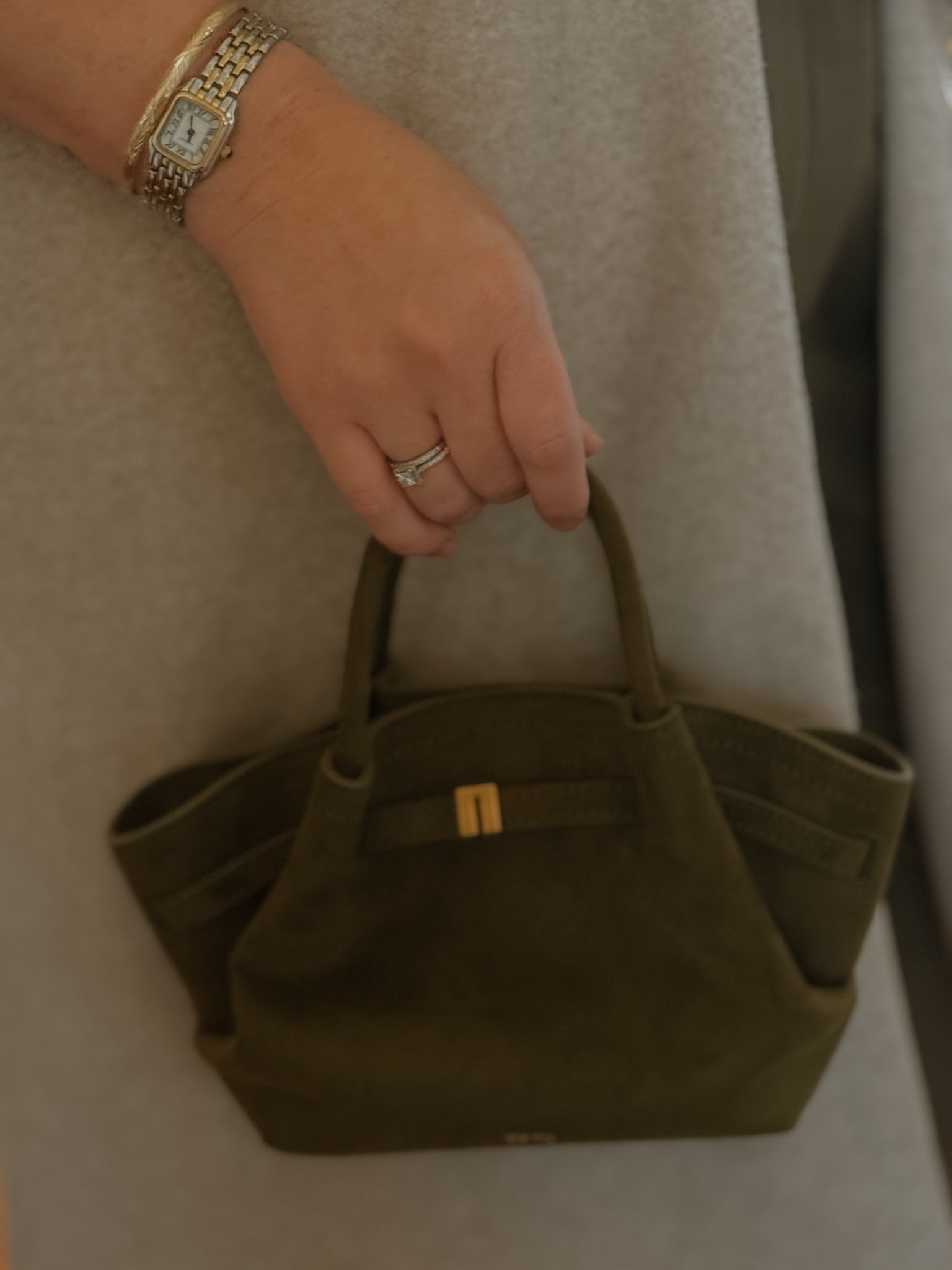 Handbag & Watch ✨🌿

#LTKHoliday #LTKItBag #LTKGiftGuide