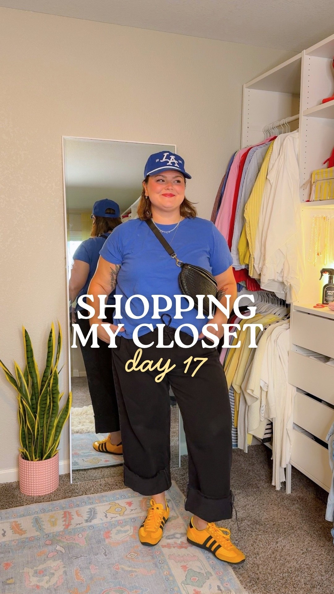 OOTD for hair day 💁🏻‍♀️ I was so excited to pull out these gap drawstring drawstring jeans again because they have an elastic waist!

#LTKPlusSize #LTKootd
