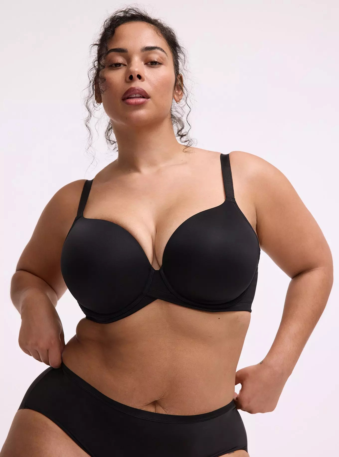 Plunge Lightly Lined Smooth Bra | Torrid (US & Canada)