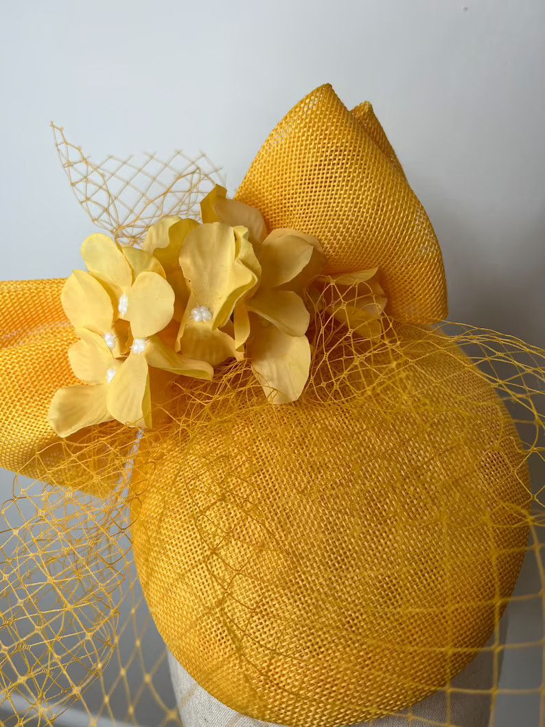 Yellow Round Sinamay Fascinator with Bow and birdcage veil Wedding Races Ascot Fascinator KittyMa... | Etsy (CAD)