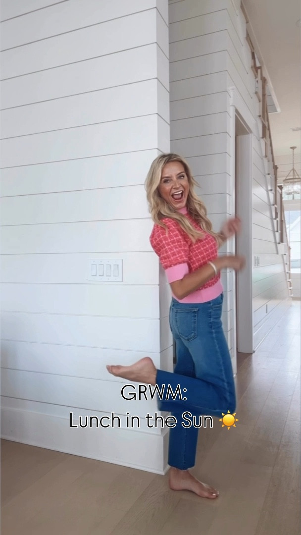 This is the cutest top for everyday. Also comes in blue. Wearing an XS and jeans are size 24. Code FANCY15 for 15% off 

#LTKFindsUnder100 #LTKStyleTip #LTKWatchNow