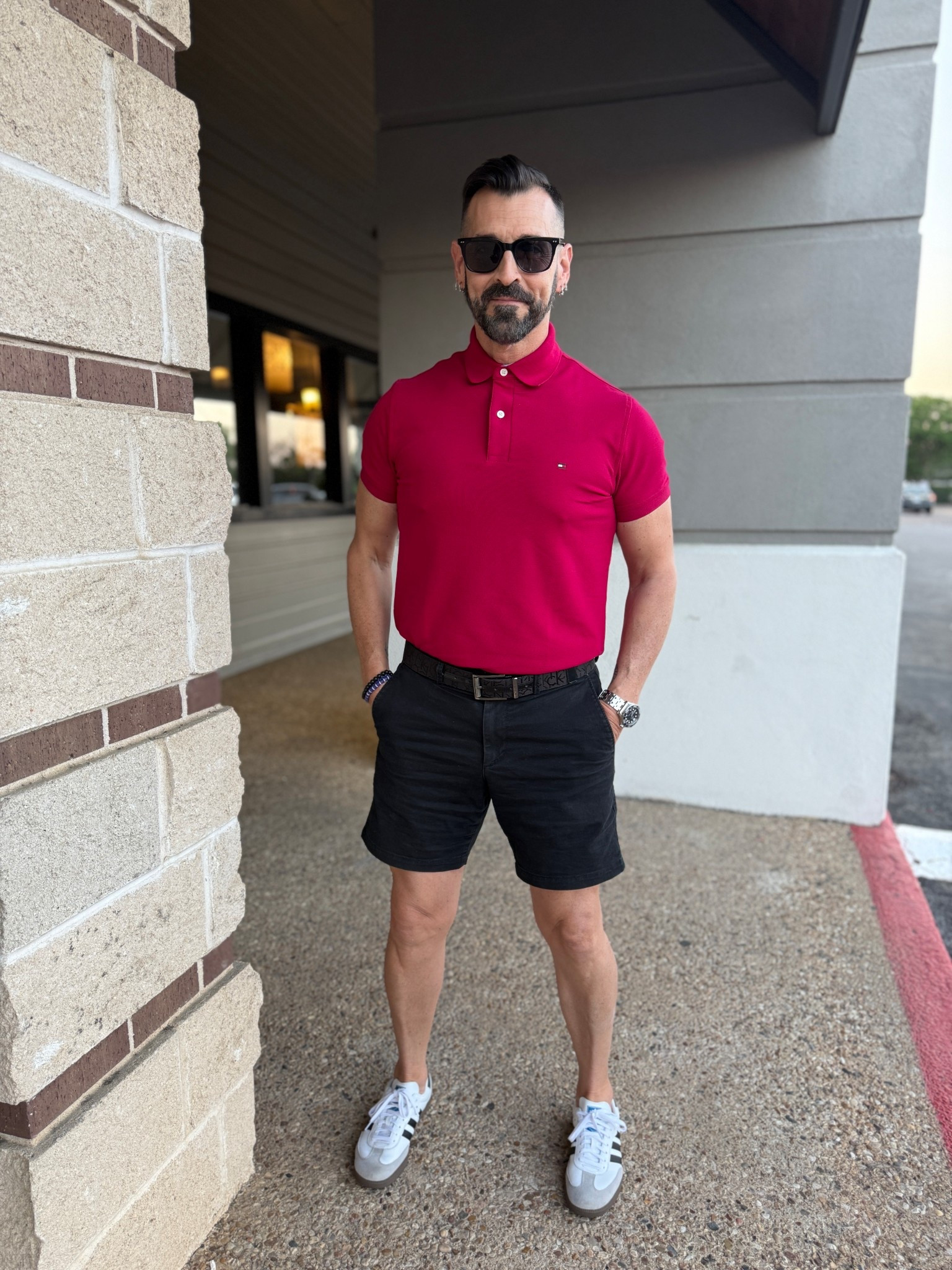 A lovely 80 degree day here in Texas which means shortsleeves and shorts are perfect…but there’s no need for it to be the standard dude uniform of t-shirt, cargo shorts and flip flops (that’s no way to go through life son). Instead, a well fitted polo in my season (TH makes THE polo that’s the best cut for me and it comes in a TON of great colors for every season), a great short and nice sneaks are an easy way to elevate “summer ware”. Throw on a good ‘shade and jewelry and voila - put together! 

Follow my shop @StyleByDutch on the @shop.LTK app to shop this post and get my exclusive app-only content!

#liketkit #LTKSeasonal #LTKOver40 #LTKMens
@shop.ltk
https://liketk.it/5aXzd