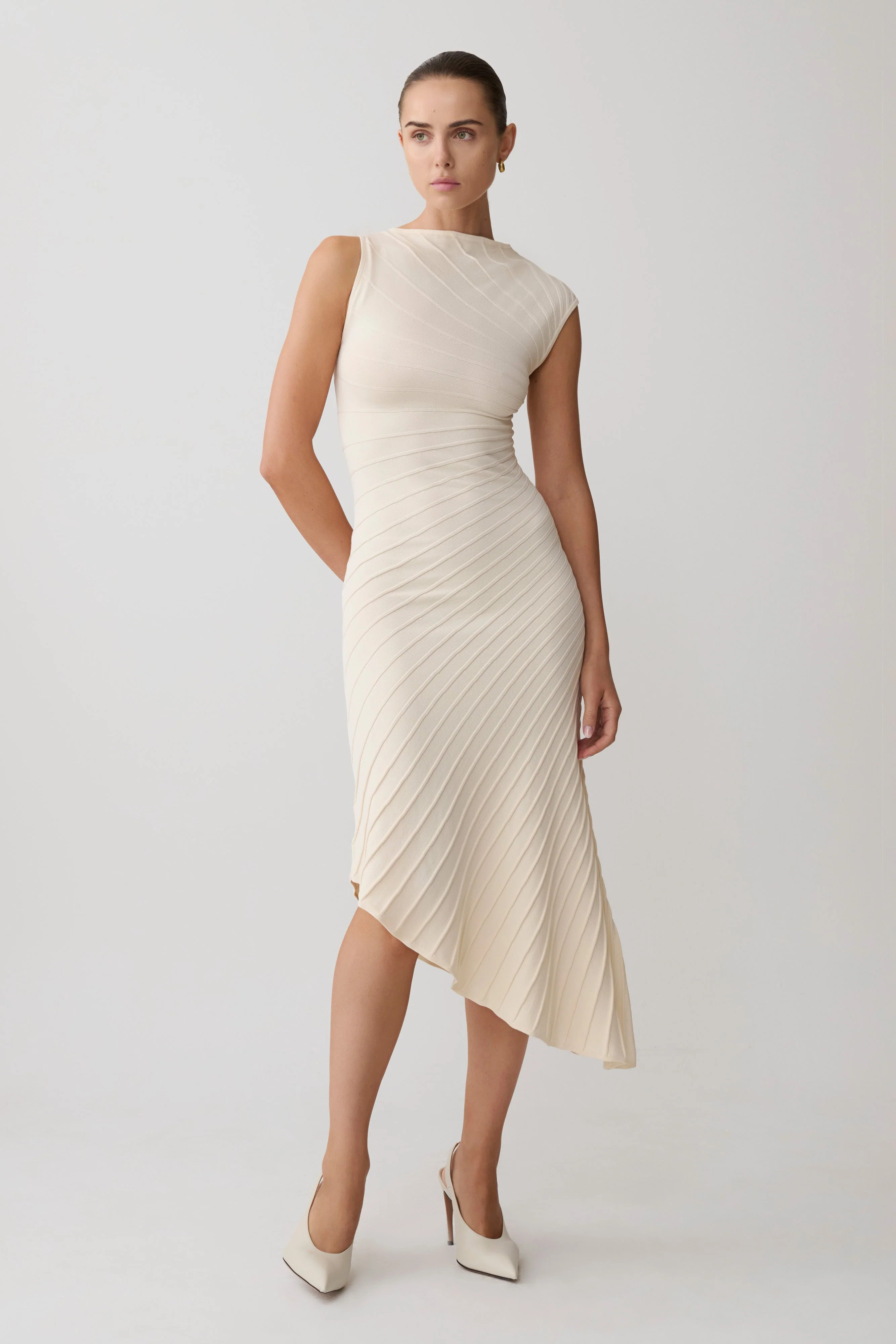 Pleated Knit Dress - Ivory | MESHKI US