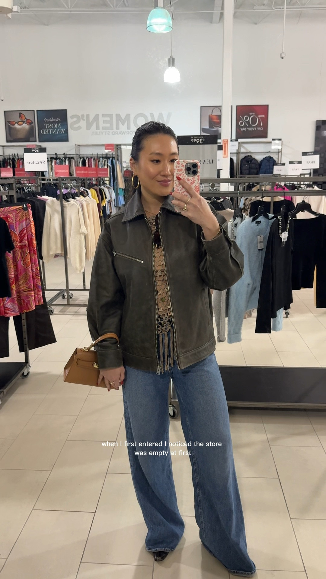 Come with me to a Saks off 5th store. Spoiler: their bag section was the jackpot

#LTKSaleAlert #LTKFindsUnder50 #LTKFindsUnder100