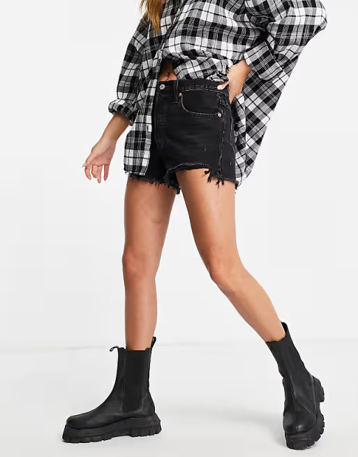 Levi's 501 frayed hem original shorts in black | ASOS (Global)