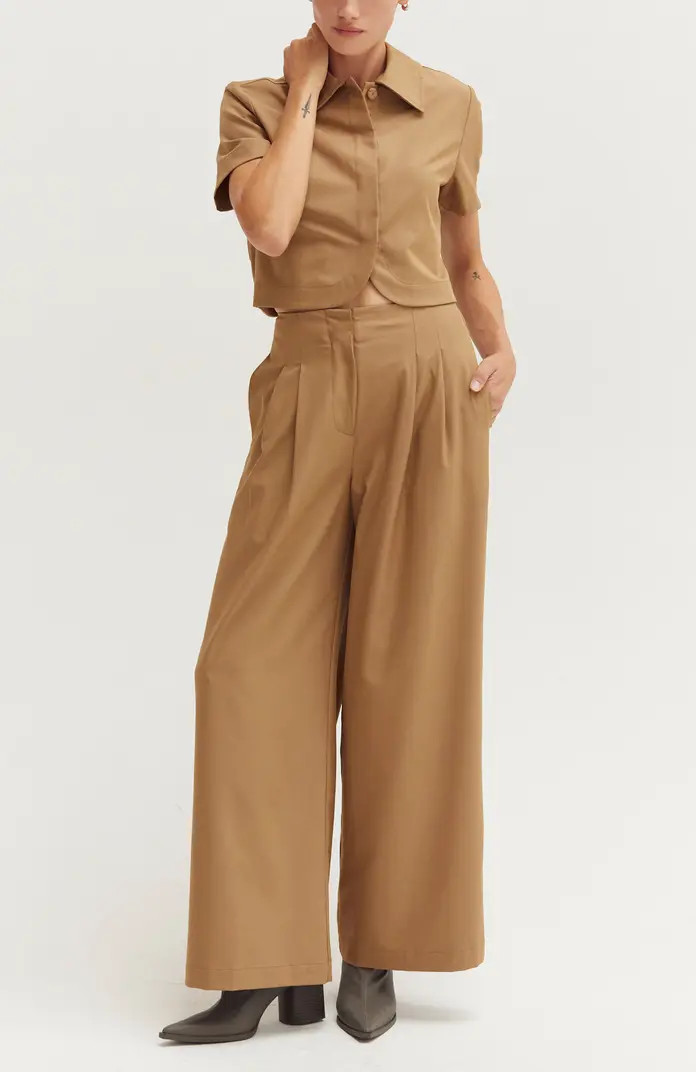 Short Sleeve Cropped Blazer Top | Nordstrom