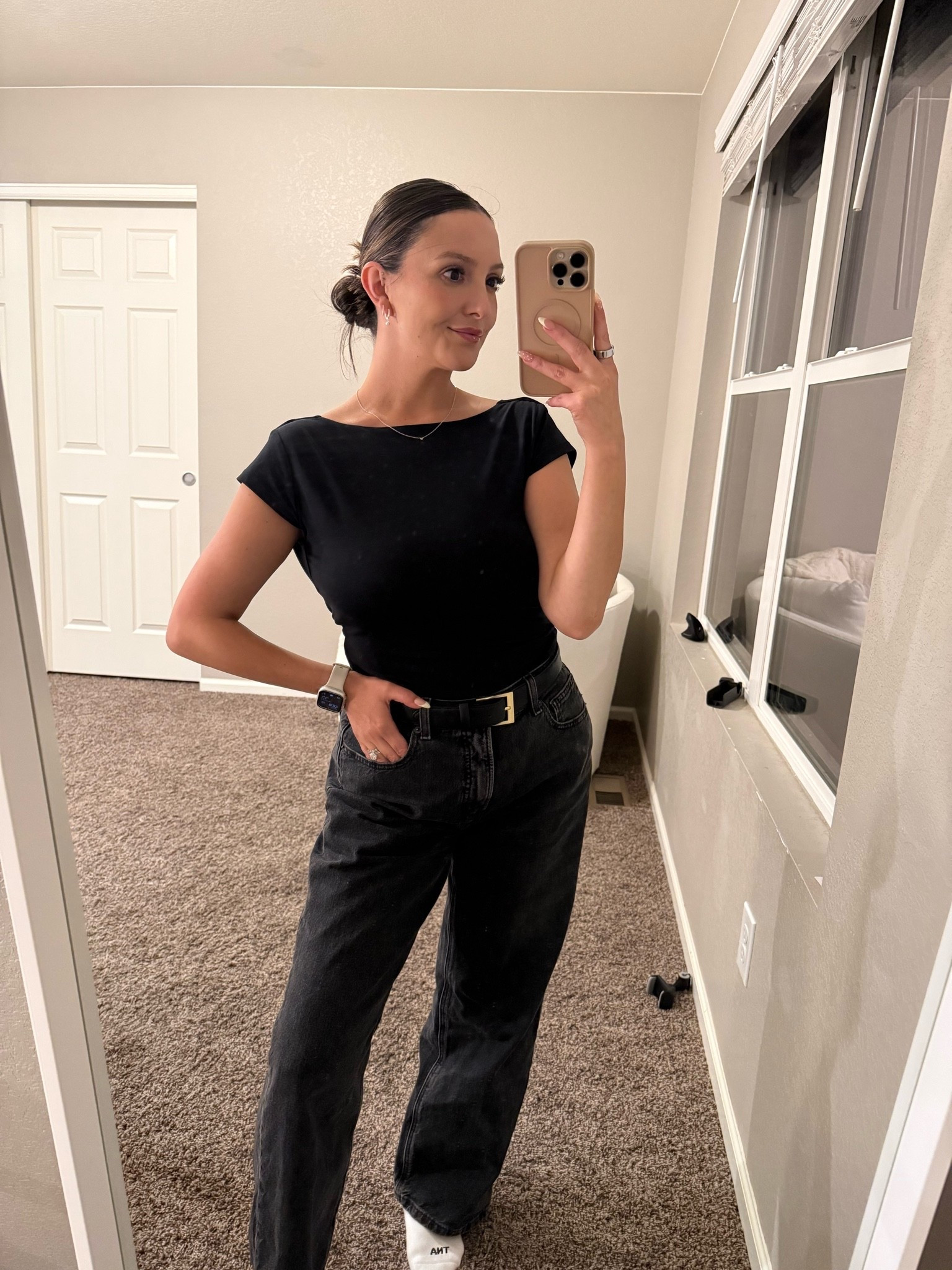 ootd for a wine + chocolate event at a local tasting room 🍫🍷 the perfect girls night 🤭

@abercrombie @Fabletics

#LTKxAbercrombie #LTKPetite #LTKSaleAlert