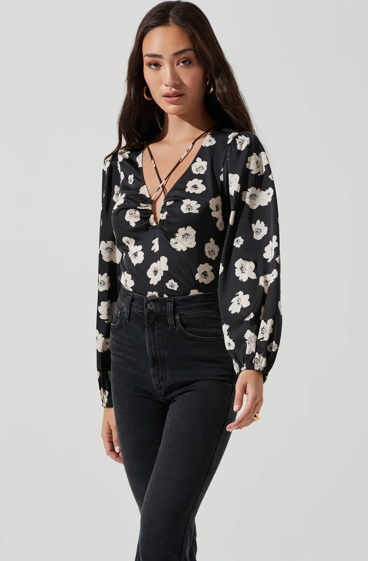 Key Hole Cutout Long Sleeve Top | ASTR The Label (US)