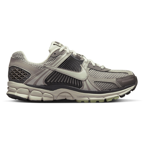 Nike Zoom Vomero 5 | Foot Locker (US)
