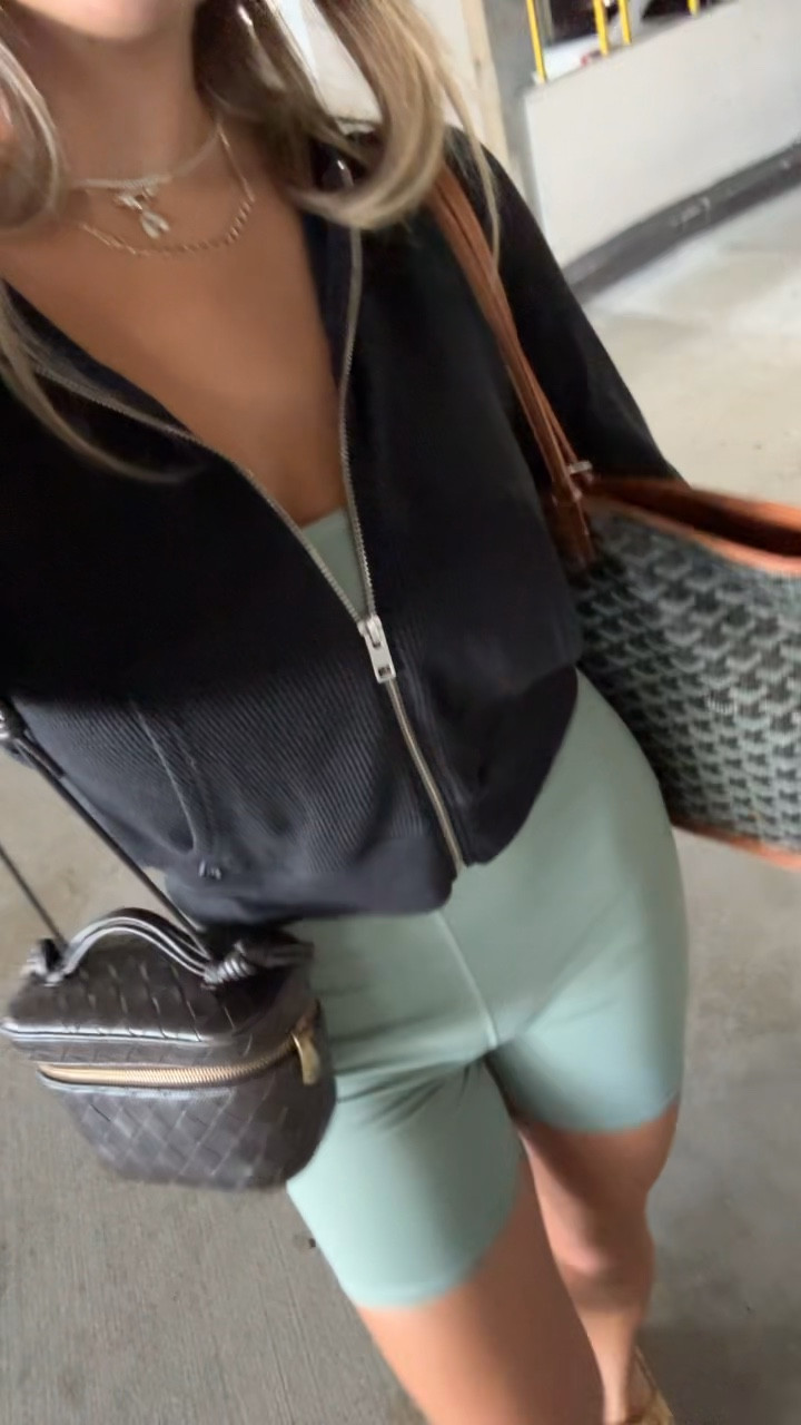 OOTD 
Workout onesie
Unitard 
Sage green workout set 
Amazon workout set 
OOTD 
Pilates outfit 


#LTKStyleTip #LTKActive #LTKFindsUnder50