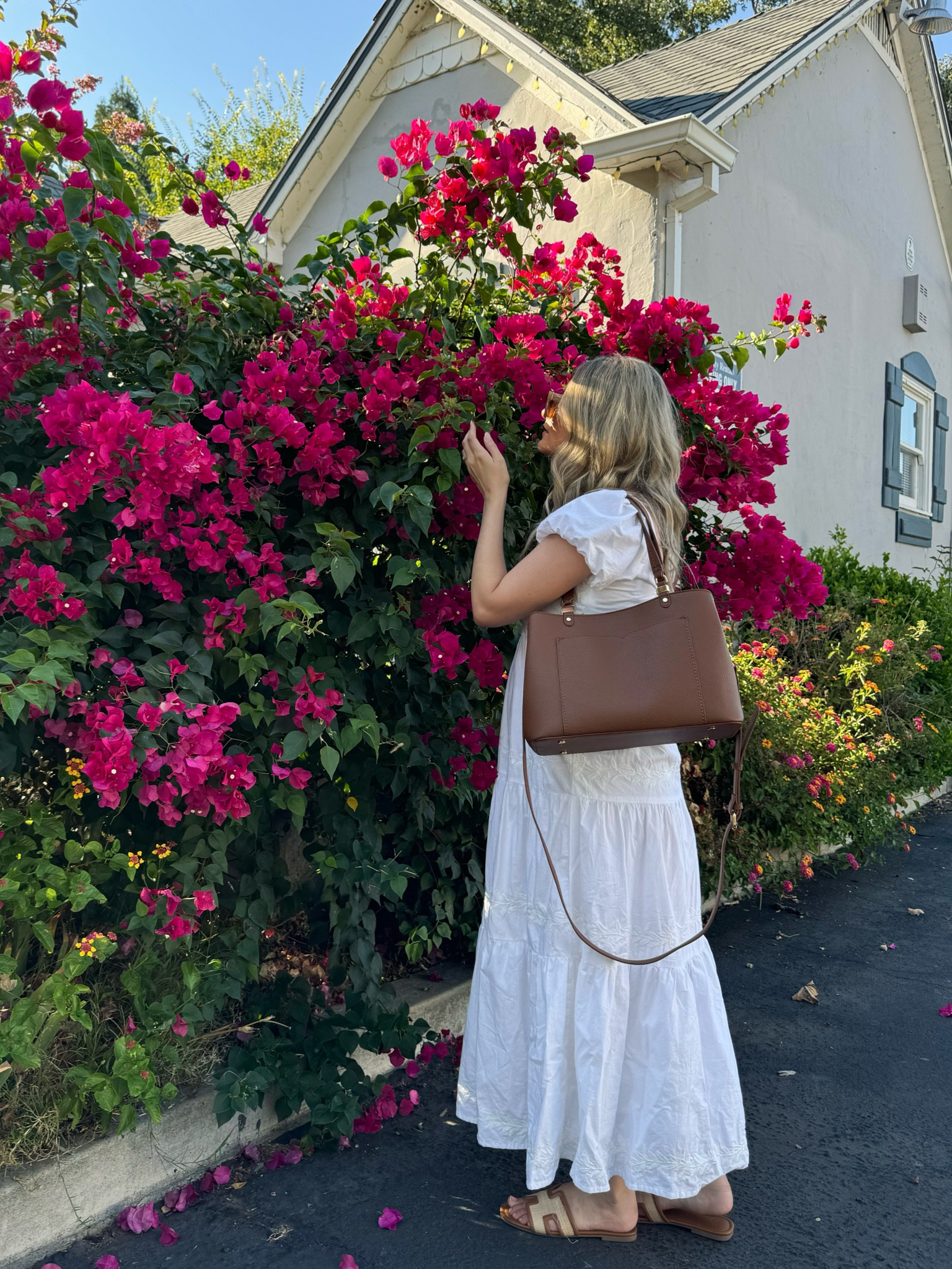 summer dress 🤍




#LTKBump #LTKShoeCrush #LTKStyleTip