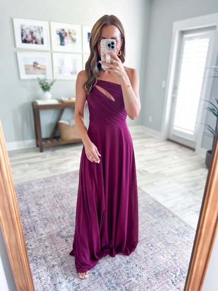 Formal dresses. Fall wedding guest. Party dresses. Winter wedding guest. Black tie wedding guest dress. Black tie optional dress. Wedding guest maxi dress. Wearing XS - would need to get hemmed. Gold heels are TTS and very comfy! Code LISA20 works on first time purchases.

#LTKwedding #LTKtravel #LTKparties