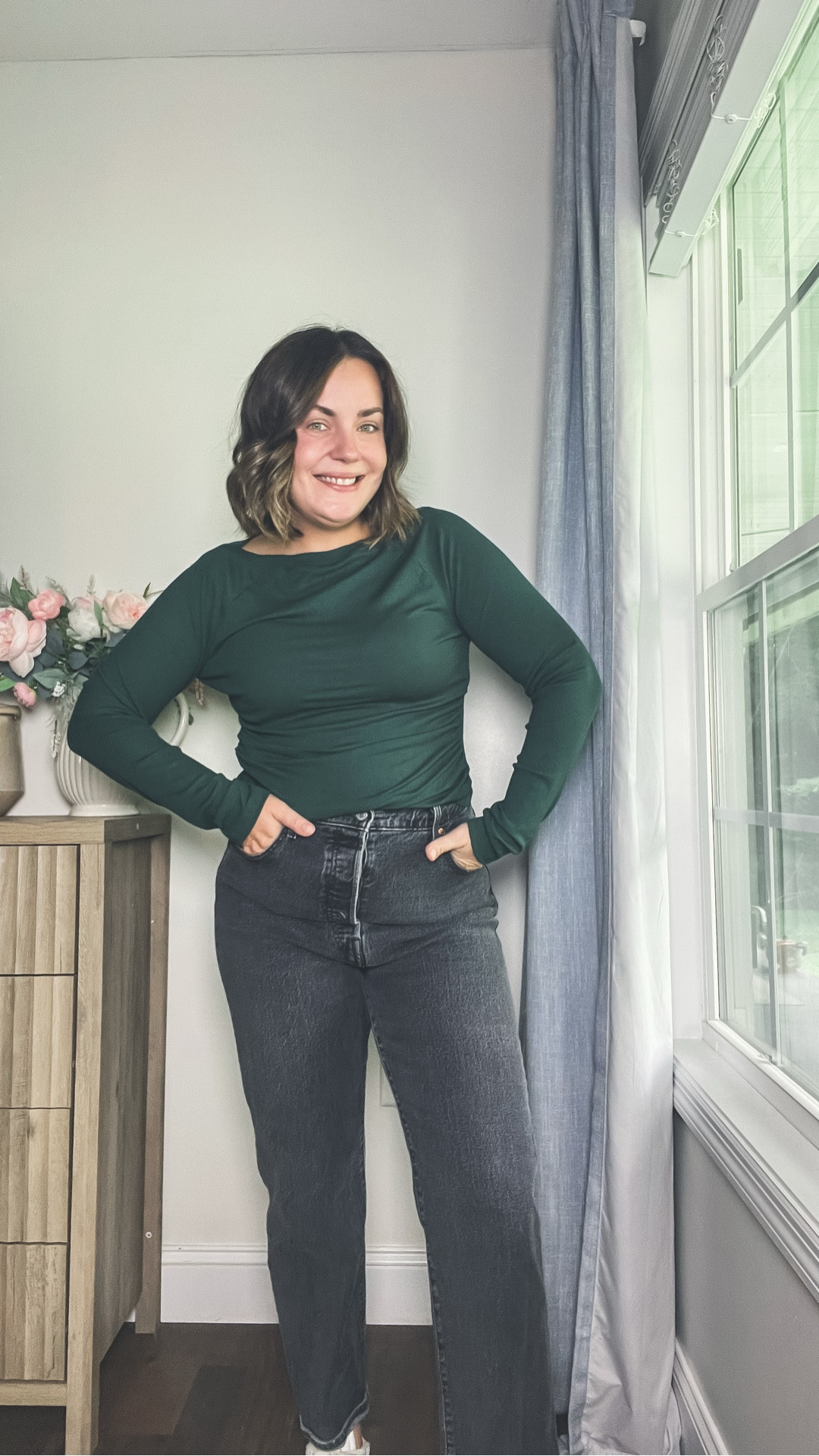 A fall basic you’ll wear on repeat 🍂 This Amazon tee is the perfect layering piece and looks effortless with jeans for a casual but put-together look.

#AmazonFashion #FallBasics #AmazonFinds #FallStyle #AmazonOutfit #CasualFallStyle #AmazonFallFashion

#LTKStyleTip #LTKSeasonal #LTKSaleAlert