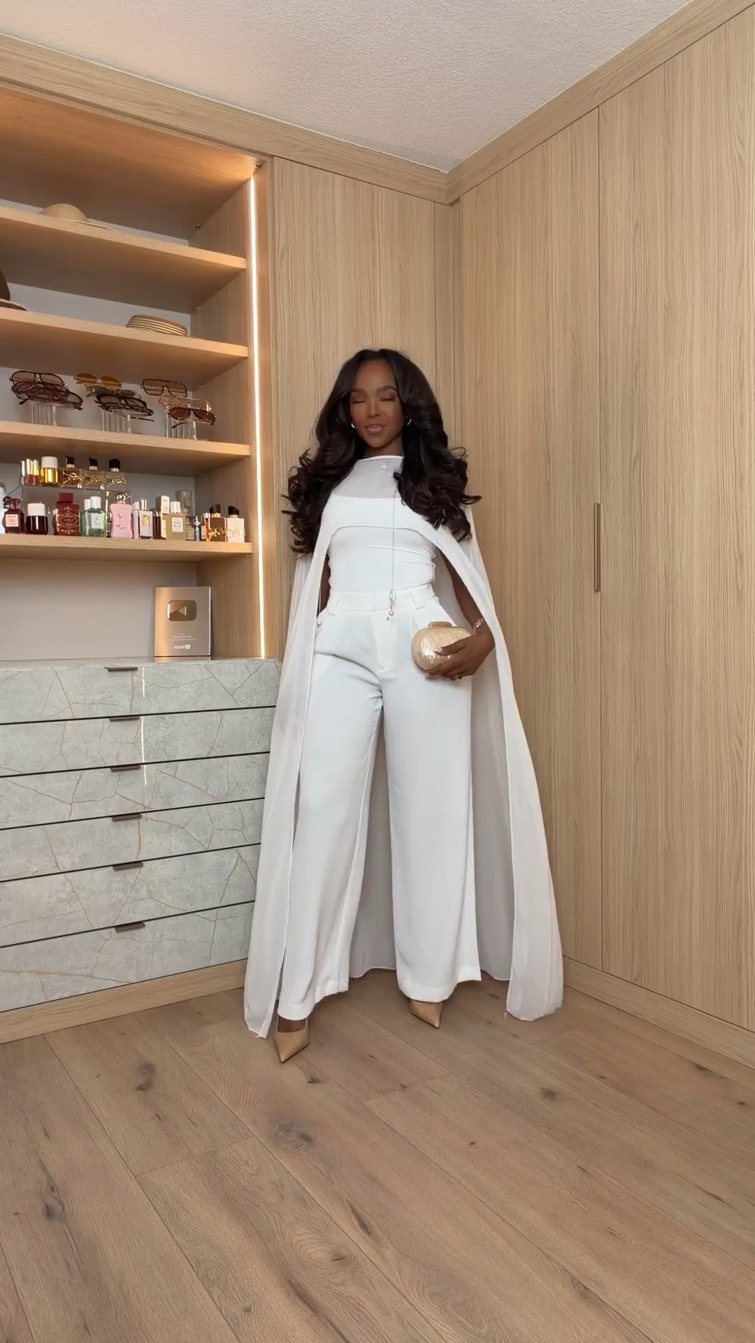 Scroll to shop this all-white statement look 🤍

This monochrome moment with the cape detail is pure elegance—structured yet flowy, giving that high-end, polished feel without trying too hard. It’s a timeless set you can rewear styled multiple ways, making it a strong long-term piece where your cost per wear keeps dropping.

Perfect for events, dinners, special occasions, and elevated nights out.

📏 Measurements: 5’4”, 140 lbs, 34D bust, 27” waist, 40” hips

Follow me on Instagram and YouTube @kirasfashionfinds

  

#LTKootd #LTKgrwm #LTKPetite
