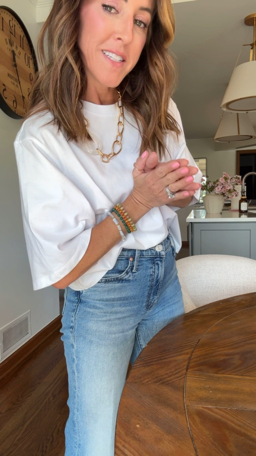 White tees that I love! High quality. Elevated. Variety of style ideas. 
XS 

#LTKSeasonal #LTKOver40 #LTKootd