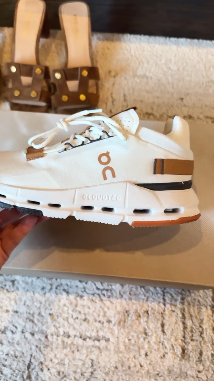 ON Running
Sneakers 

#LTKfitnessgoals #LTKSeasonal #LTKActive